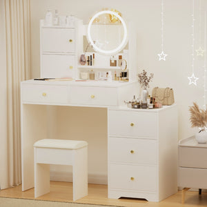 HomeRoots 43" Stylish White Four Drawer Dresser - Modern Storage Solution for Bedroom & Versatile Decor Needs 714272