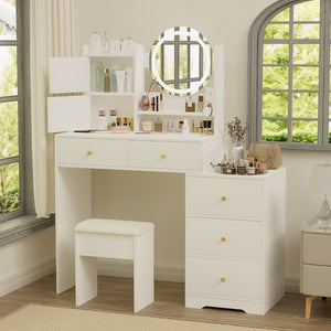 HomeRoots 43" Stylish White Four Drawer Dresser - Modern Storage Solution for Bedroom & Versatile Decor Needs 714272
