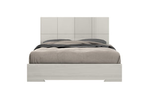 HomeRoots Beige Upholstered Queen Bed Frame with Button-Tufted Linen Blend and Solid Wood Platform Support 714474