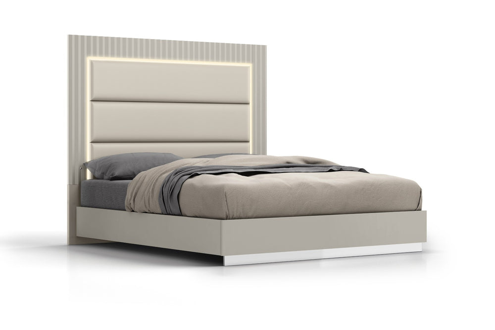 HomeRoots Gray Wood King Bed Frame - Contemporary Platform Design with Upholstered Headboard for Ultimate Comfort 714477