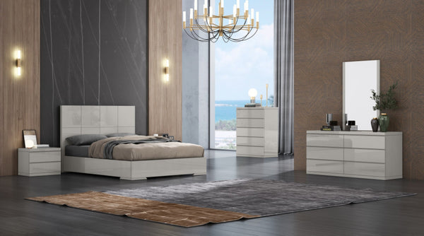 HomeRoots 40" Beige Wood Four Drawer Gentlemen's Chest - Stylish Storage, Space-Saving Design for Modern Bedrooms 714478