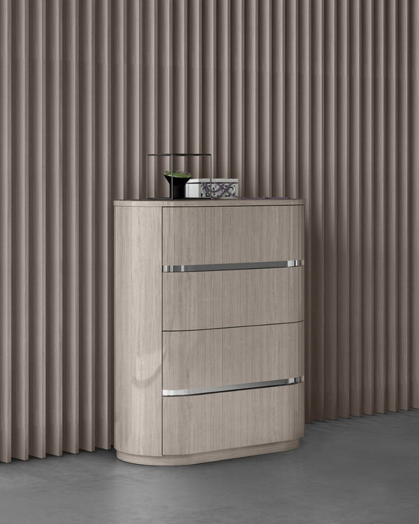 HomeRoots 31" Stylish Brown and Beige Five Drawer Gentlemen's Chest - Durable Storage Solution for Any Bedroom 714479