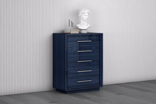 HomeRoots 70" Gray Wood Double Dresser with 4 Smooth-Gliding Drawers for Stylish Bedroom Storage & Organization 714483
