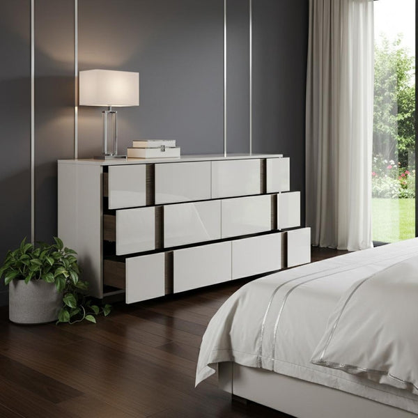 HomeRoots 57" Gray Wood Six Drawer Double Dresser - Stylish Storage Solution for Organized Bedrooms & Decor 714486