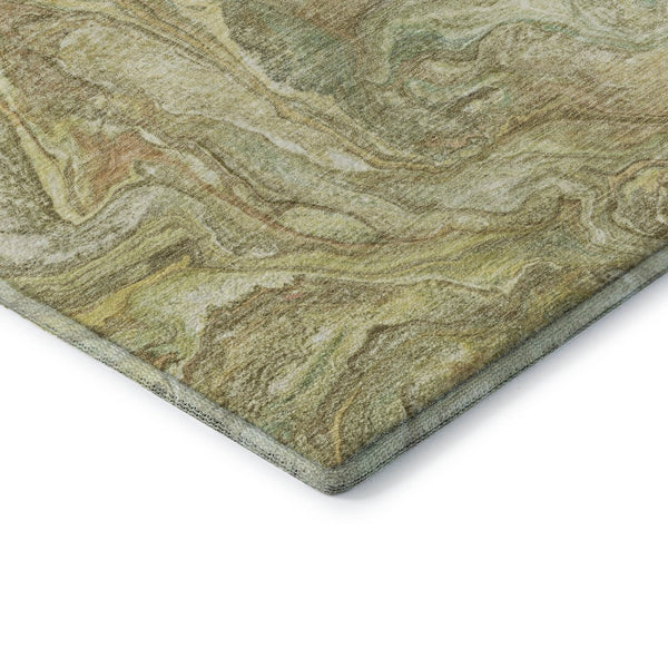 HomeRoots 8' Gold and Beige Abstract Round Rug - Washable, UV Protected, Durable for High-Traffic Homes 714718