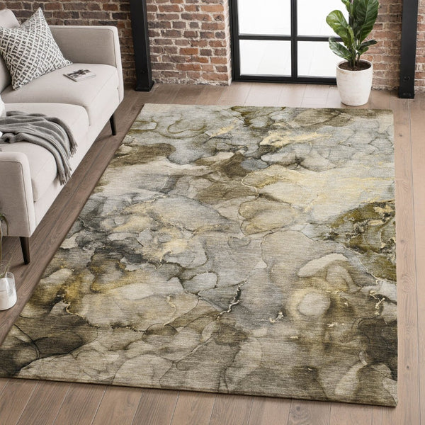 HomeRoots 8' Modern Pewter and Gold Abstract Washable Round Rug with UV Protection for High-Traffic Spaces 714754