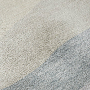 HomeRoots 8' Orange And Ivory Striped Washable Round Rug - UV Protected, Durable, Perfect for Homes with Kids & Pets 714886