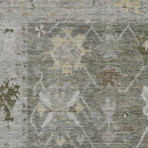 HomeRoots 8' Pewter and Gray Round Oriental Rug - Durable, Washable Design with UV Protection for Busy Homes 714982