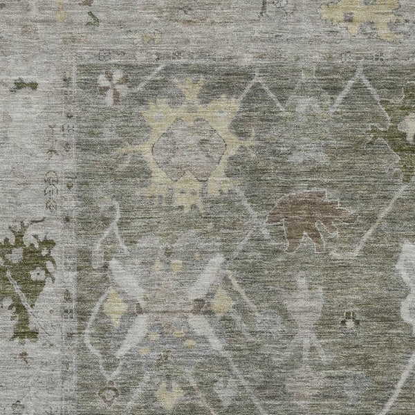 HomeRoots 8' Pewter and Gray Round Oriental Rug - Durable, Washable Design with UV Protection for Busy Homes 714982