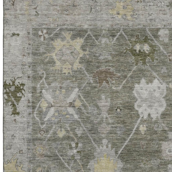 HomeRoots 8' Pewter and Gray Round Oriental Rug - Durable, Washable Design with UV Protection for Busy Homes 714982