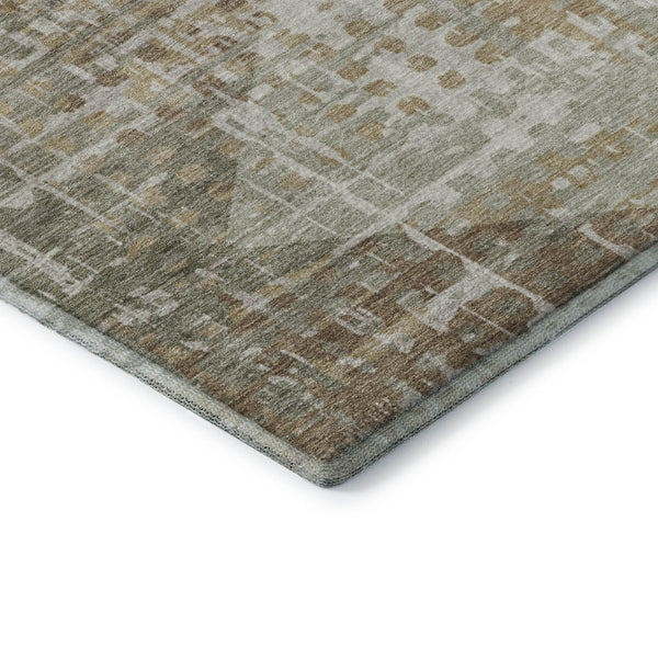 HomeRoots 8' Sage and Beige Geometric Washable Round Rug - Durable, Stain-Resistant, UV Protected, Soft Style 714994
