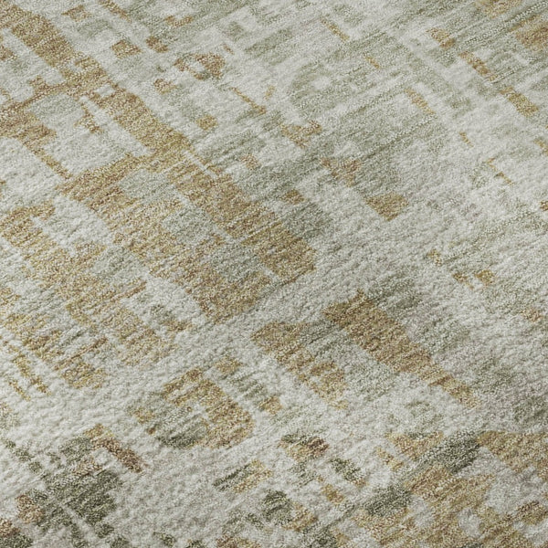HomeRoots 8' Sage and Beige Geometric Washable Round Rug - Durable, Stain-Resistant, UV Protected, Soft Style 714994
