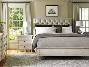 Lexington Sag Harbor Tufted Upholstered Bed - Elegant Oyster Finish & Button-tufted Comfort For Luxe Living Oyster  714-134c