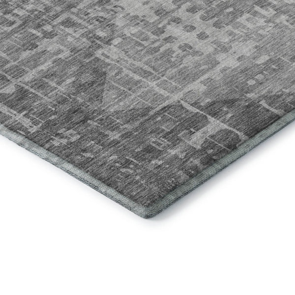 HomeRoots 5' X 8' Gray & Silver Geometric Area Rug – Stylish, Washable, UV-Protected for Modern Homes! 715005