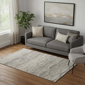 HomeRoots 8' Beige and Ivory Abstract Geometric Round Rug - Washable, UV-Protected, and Pet-Friendly Design 715264