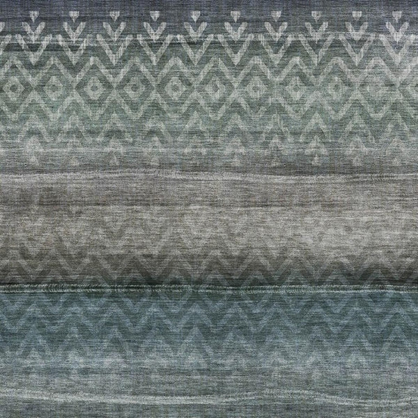 HomeRoots 8' Blue And Gray Geometric Washable Round Rug - UV Protected, Durable, Stylish for Busy Homes 715642
