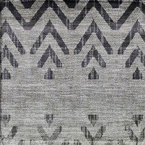 HomeRoots 5' X 8' Gray Geometric Washable Area Rug with UV Protection – Stylish, Durable, and Easy Care Solution! 715653