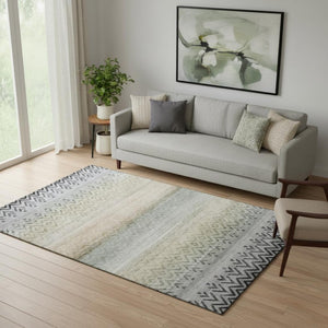 HomeRoots 8' Gray and Charcoal Geometric Washable Round Rug with UV Protection - Durable, Stylish, Easy-Care Design 715654