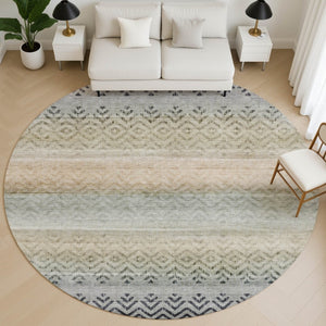 HomeRoots 8' X 10' Gray Geometric Washable Area Rug with UV Protection – Perfect for Family Spaces & Patios! 715655