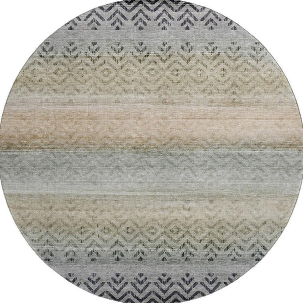 HomeRoots 8' X 10' Gray Geometric Washable Area Rug with UV Protection – Perfect for Family Spaces & Patios! 715655