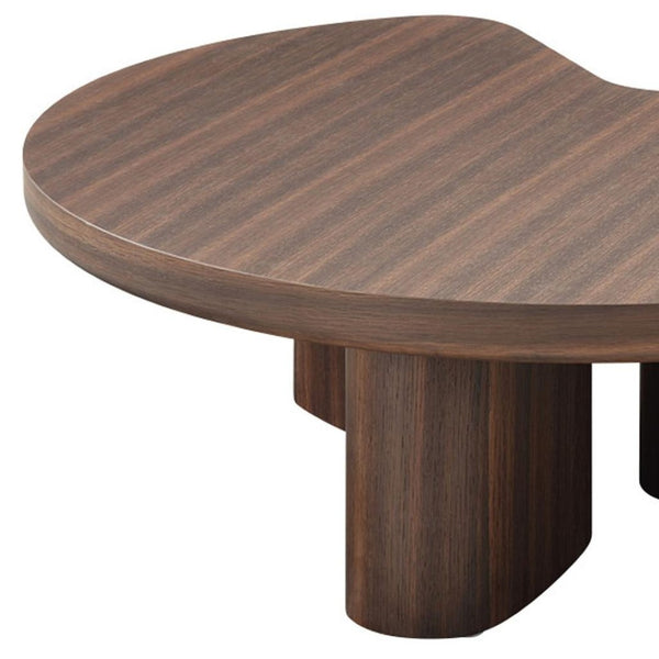 HomeRoots 47" Dark Green Round Pedestal Coffee Table - Elegant Design for Living Rooms, Offices & More! 716362