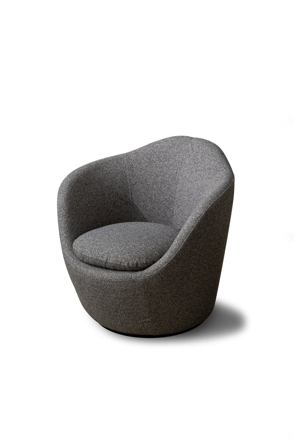 HomeRoots 32" Gray Lounge Chair - Modern Cotton Blend Fabric & Sturdy Metal Frame for Home or Office Use 716380