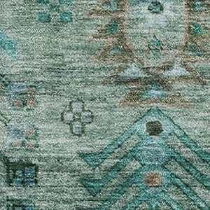 HomeRoots 8' Green and Teal Southwestern Round Rug – Machine Washable, UV Protected, Non-Slip Backing for Durability 716458