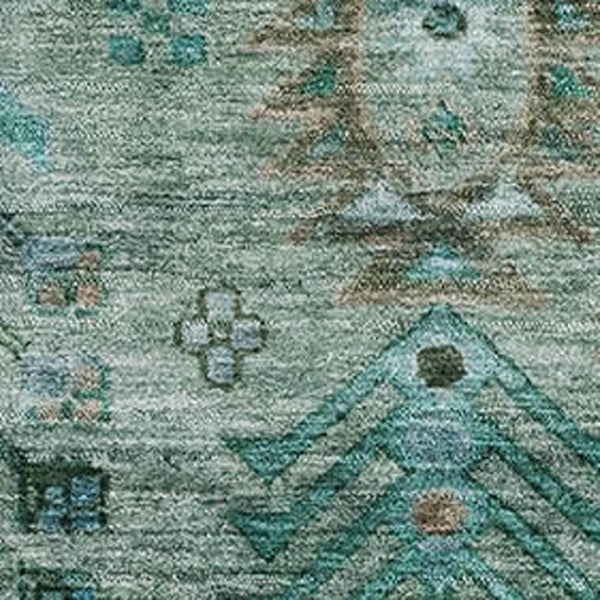 HomeRoots 8' Green and Teal Southwestern Round Rug – Machine Washable, UV Protected, Non-Slip Backing for Durability 716458