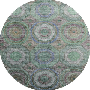 HomeRoots 8' X 10' Green And Gray Geometric Area Rug - Washable, UV-Protected, Durable for High-Traffic Areas 716489