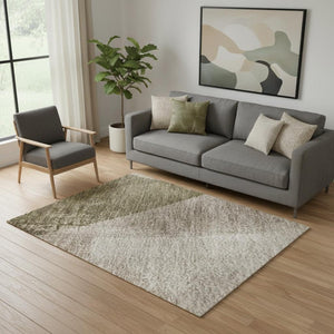 HomeRoots 8' Taupe and Beige Abstract Round Rug - Washable, UV Protected, Durable for Homes with Kids & Pets 716710