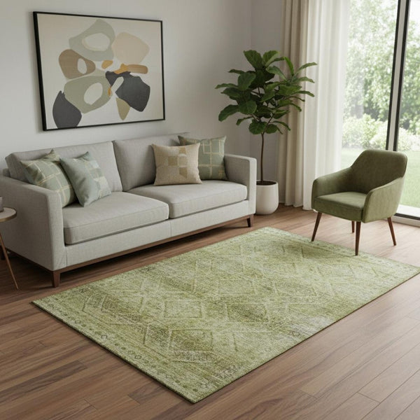 HomeRoots 8' Sage and Beige Geometric Round Rug – Washable, UV-Protected, Durable, Ideal for Busy Homes & Outdoor 716734