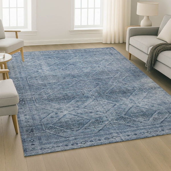 HomeRoots 8' Blue and Gray Geometric Washable Round Rug - UV Protected, Stain Resistant, Perfect for Busy Homes! 716740