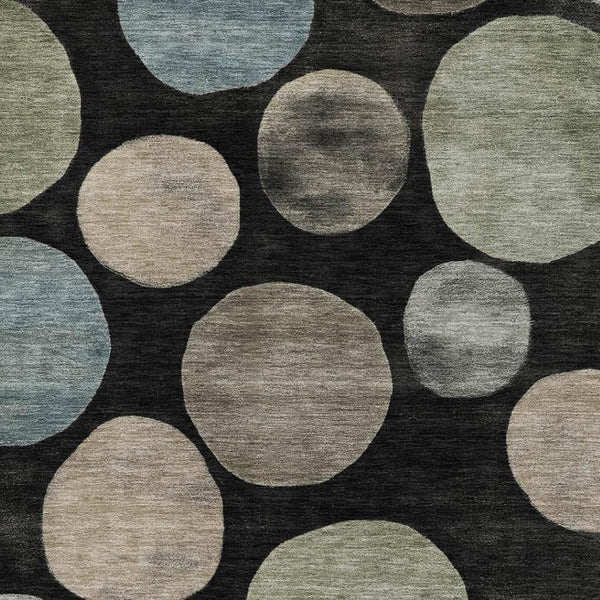 HomeRoots 8' Black And Taupe Geometric Round Rug - Washable, UV-Protected, Durable Design for Busy Homes 716806