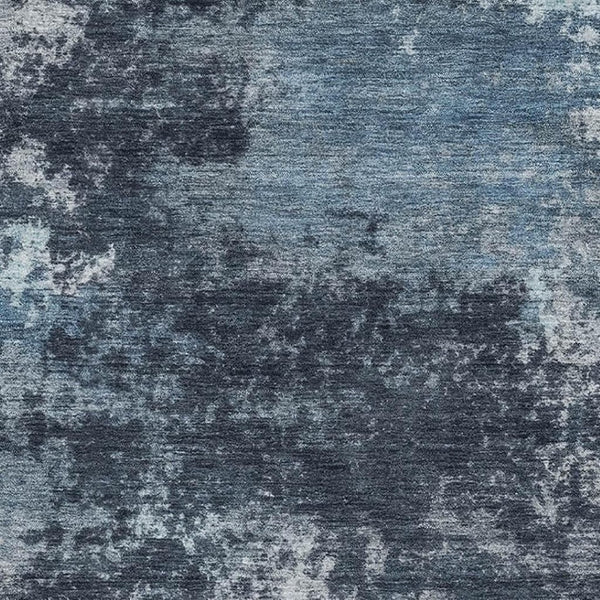 HomeRoots 8' Modern Blue and Ivory Abstract Round Rug - Washable, UV Protected, Durable for High-Traffic Areas 716890