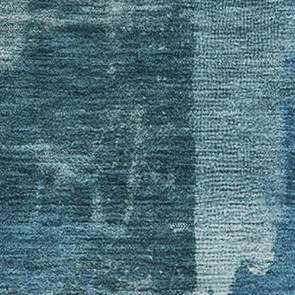 HomeRoots 8' Blue Abstract Washable Round Rug with UV Protection - Durable, Stylish & Ideal for Busy Homes 717029