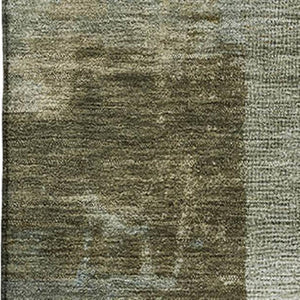 HomeRoots 8' Green and Gray Abstract Washable Round Rug – Stylish, Durable, and Easy-Care for Modern Homes 717035