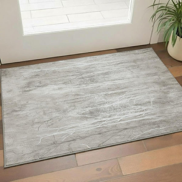 HomeRoots 5' X 8' Silver And Ivory Floral Area Rug - Washable, Non-Slip, UV Resistant for Family Spaces 717286