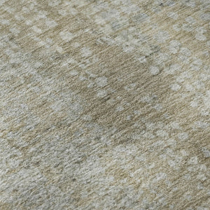 HomeRoots 8' Beige and Gray Abstract Round Rug – Washable, Stain Resistant, UV Protected for Active Homes 717317
