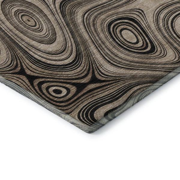 HomeRoots 8' Modern Beige & Charcoal Geometric Washable Round Rug with UV Protection for Busy Homes 717702