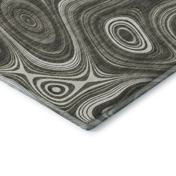 HomeRoots 5' X 8' Gray and Silver Geometric Area Rug – Washable, UV Protected, Durable for Homes with Kids & Pets 717719