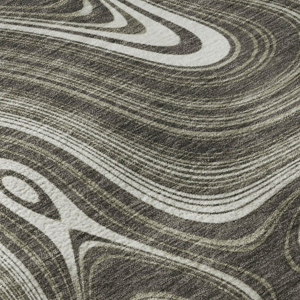 HomeRoots 5' X 8' Gray and Silver Geometric Area Rug – Washable, UV Protected, Durable for Homes with Kids & Pets 717719