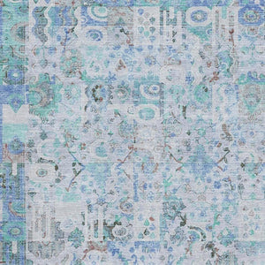 HomeRoots 5' Blue and Ivory Patchwork Area Rug - Washable, UV-Protected, Non-Slip, Perfect for Busy Spaces! 717757
