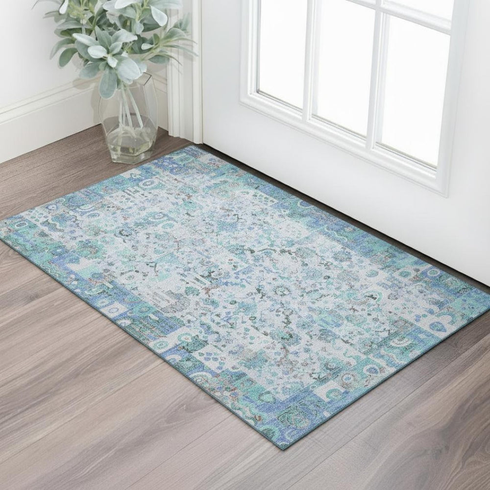 HomeRoots 5' Blue and Ivory Patchwork Area Rug - Washable, UV-Protected, Non-Slip, Perfect for Busy Spaces! 717757