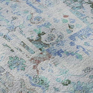 HomeRoots 8' Blue and Ivory Patchwork Washable Round Rug - UV Protected, Stain Resistant, Durable Design for Homes 717758