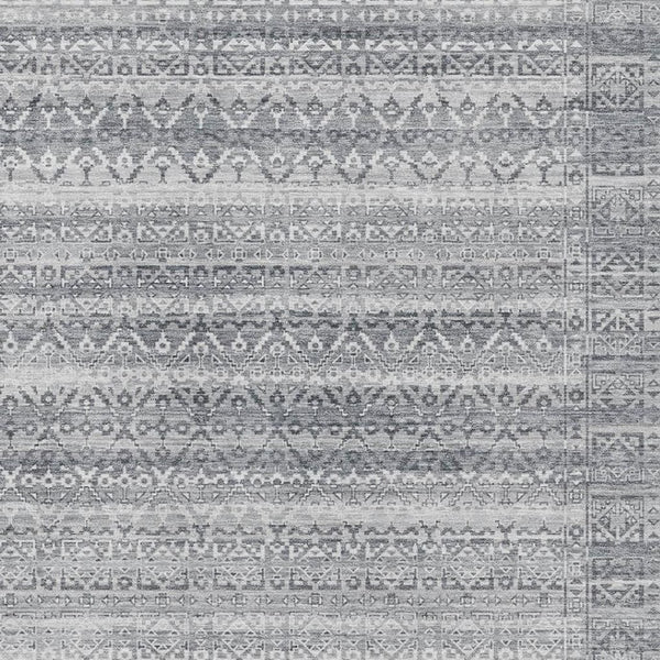 HomeRoots 8' Gray and Silver Striped Washable Round Rug with UV Protection - Durable, Stylish, and Easy Care! 717836