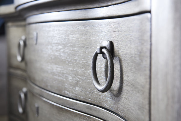 Lexington Sandy Ridge Bachelors Chest: Elegant Transitional Design With Natural Textures And Sophisticated Finish Pelican Gray  717-624