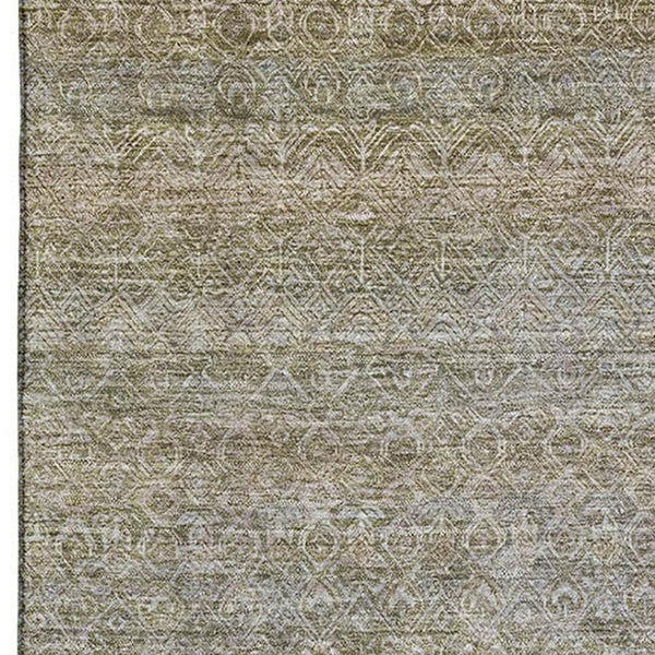 HomeRoots 8' Washable Round Rug in Khaki and Beige Stripes - Durable, Stain-Resistant, UV-Protected Design! 718016