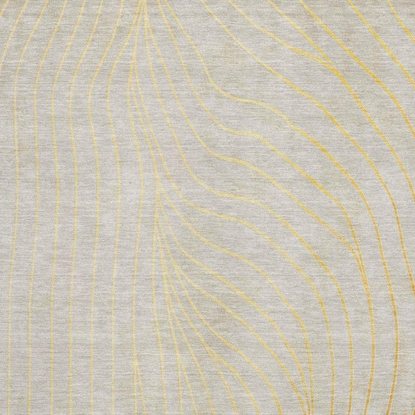 HomeRoots 8' Gold and Silver Abstract Washable Round Rug - Stylish, Durable, UV Protected for High-Traffic Rooms 718106
