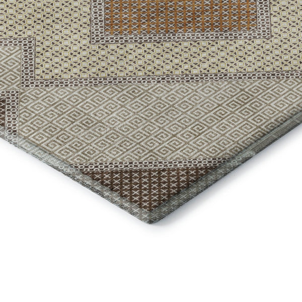 HomeRoots 8' Brown and Copper Geometric Washable Round Rug - UV Protection, Stain Resistant, Modern Style 718283