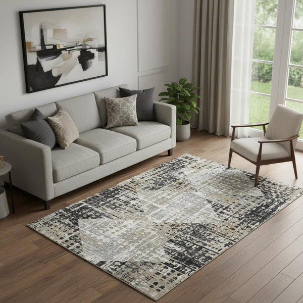 HomeRoots 8' Stylish Black and Gray Geometric Washable Round Rug with UV Protection for Active Homes 718373